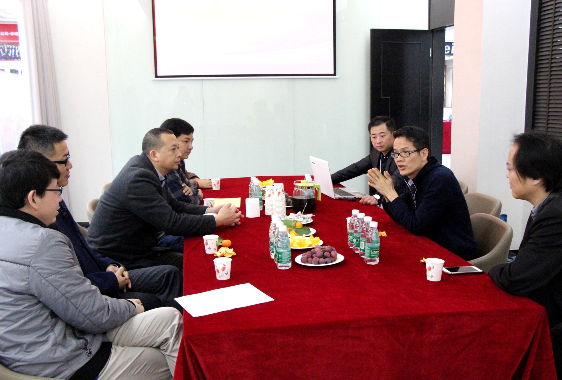廣東創(chuàng)新科技職業(yè)學(xué)院與東莞魯班裝飾校企合作、教學(xué)實踐基地授牌儀式