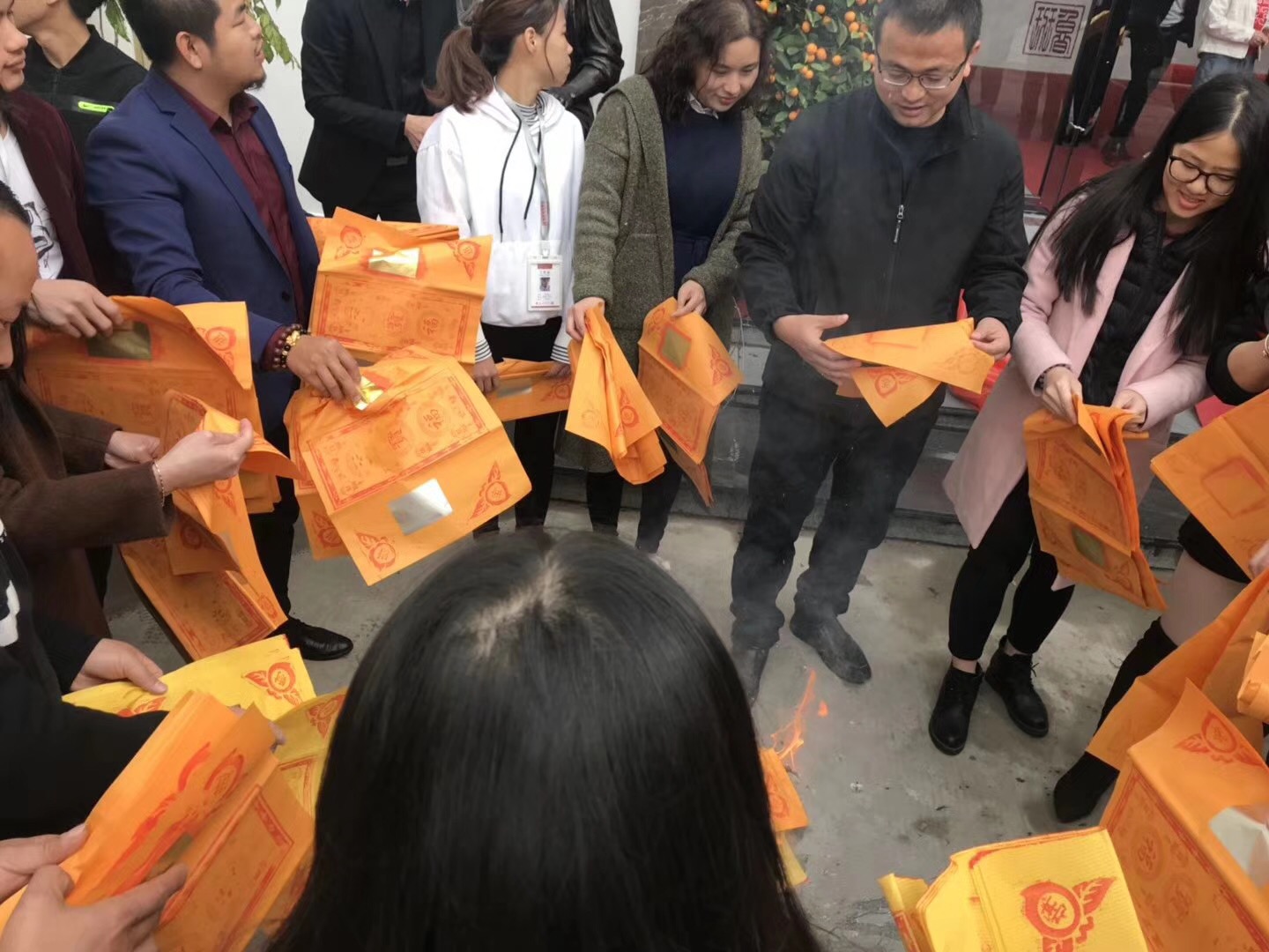 東莞魯班裝飾新年開(kāi)工大吉